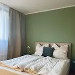 Schoenes Apartment Mit Parkplatz & 24H Checkin 1